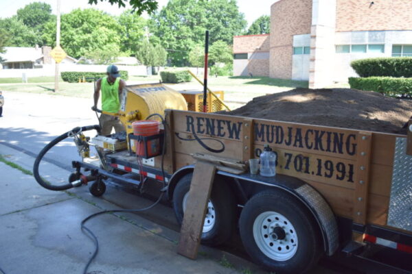 Mudjacking-Renew