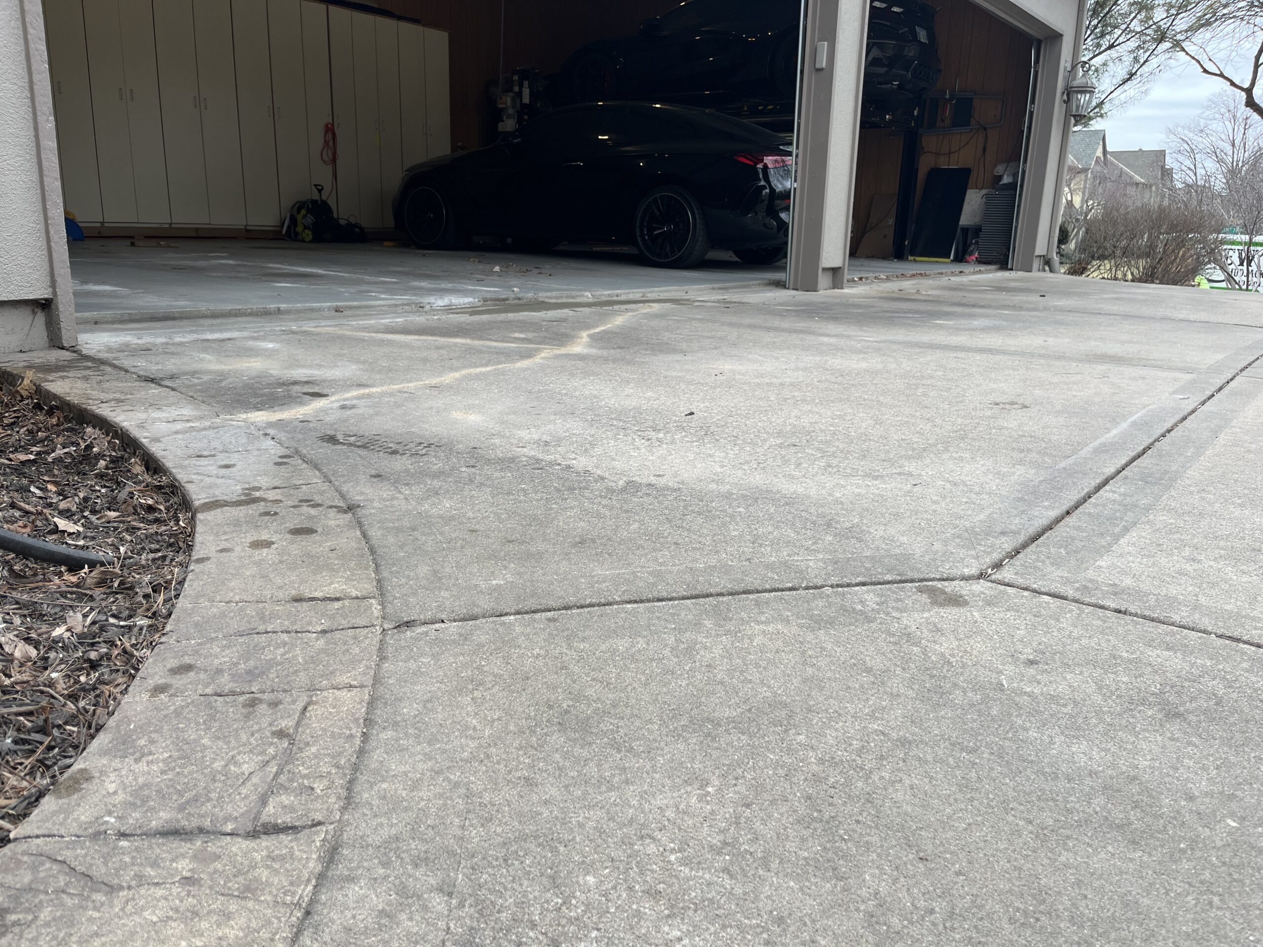 Polyjacking Contractors in Fairway, KS: Trust Renew Mudjacking for Your Concrete Needs